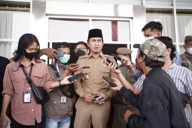 Bupati Penajam Paser Utara di-OTT saat Berada di Mal Kawasan Senayan, Diamankan KPK Bersama Duit Rp1 M